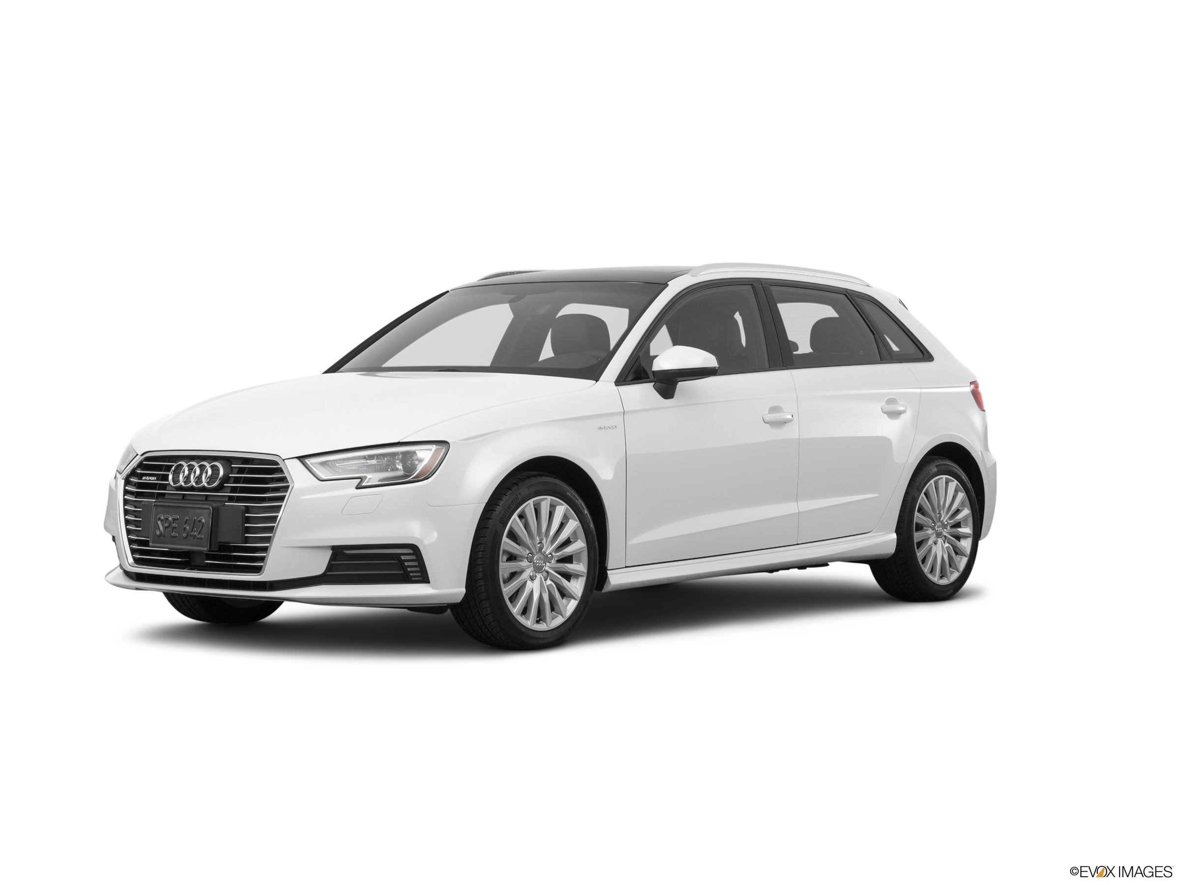 2018-Audi-A3 Sportback e-tron-front_11748_032_2400x1800_T9