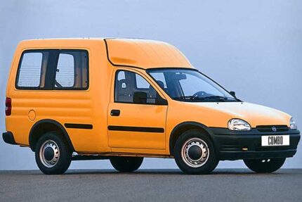 Ochranný kryt motora Opel Combo B rok 1994-2001